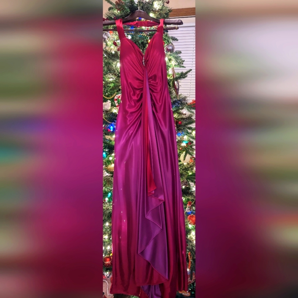 Jump by Wendye Chaitlin satin purple/heliotrope evening dress Size 5/6